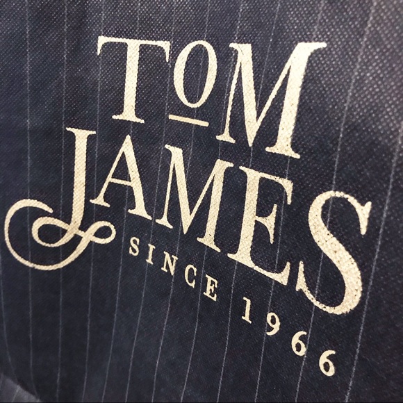 Tom James shopping bag. - Picture 2 of 4